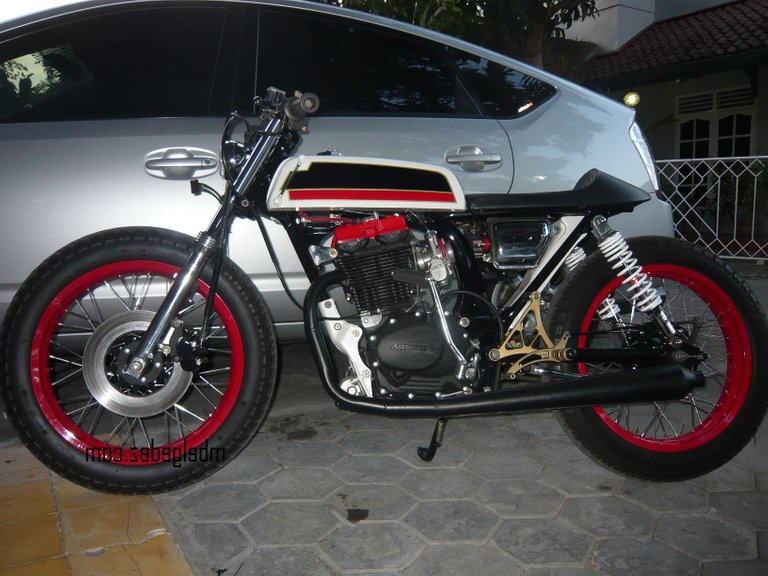 modifikasi-motor-cafe-racer-tentang-rezkypedia-honda-cb-100-cafe-racer-koleksi-gambar-modifikasi-motor-cafe-racer.jpg