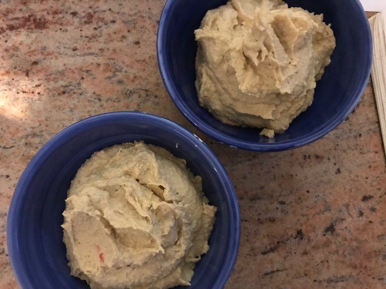 humus.JPG