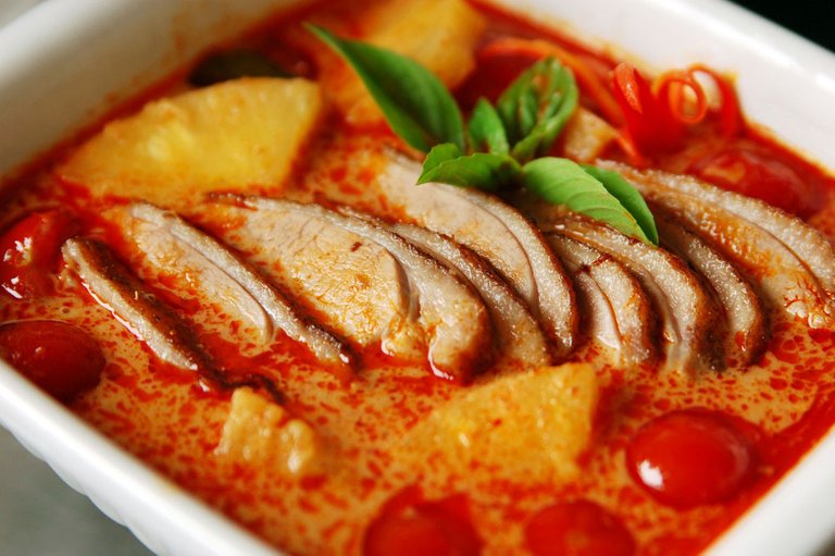 Gaeng-Daeng-Red-Curry1.jpg