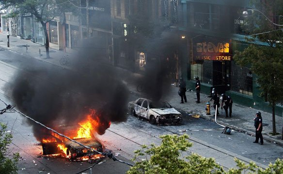 police-car-burns-g20.jpg