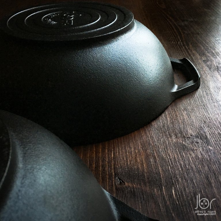 lodge_mini_wok_007.jpg