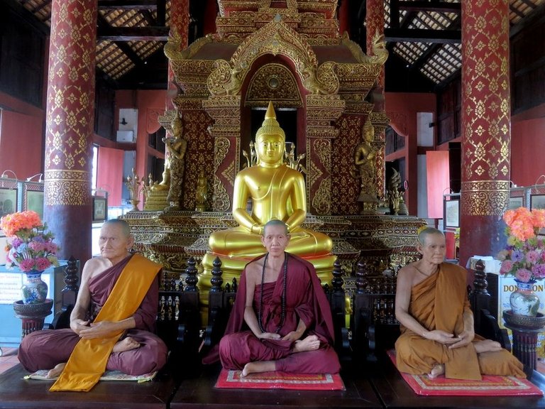 Wat Phra Sing Chiang Mai Thailand 7.jpg