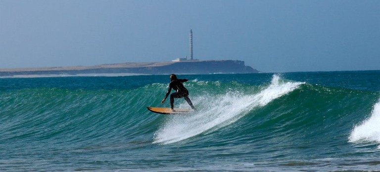 Dakhla_Kitesurfing_Camp_surfing-2_Kirsty_Jones.jpg