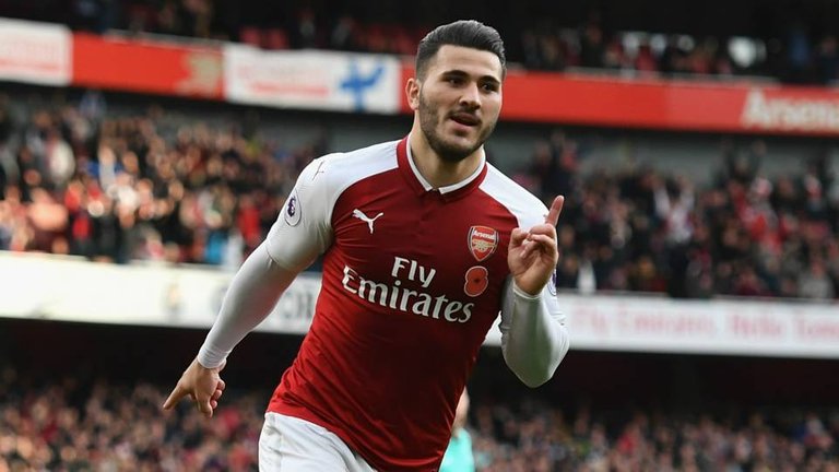 kolasinac_13xw1ijuok12p1ai3nvwfk6v6p.jpg