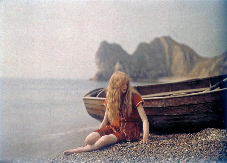 first-color-photos-vintage-old-autochrome-lumiere-auguste-louis-30-593e39e452dd0__880.jpg