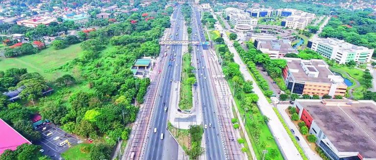 Commonwealth Avenue, Philippines.jpeg