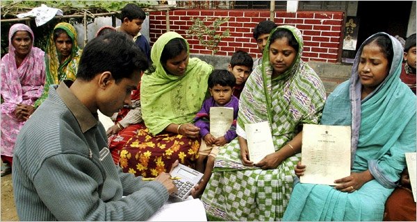 women-returning-loans.jpg