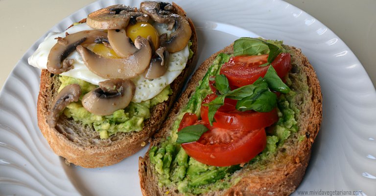 Tostadas-con-aguacate.jpg