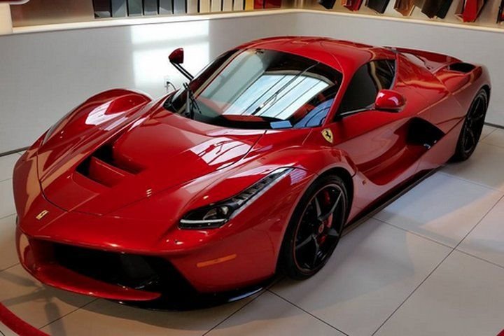 00-laferrari.jpg