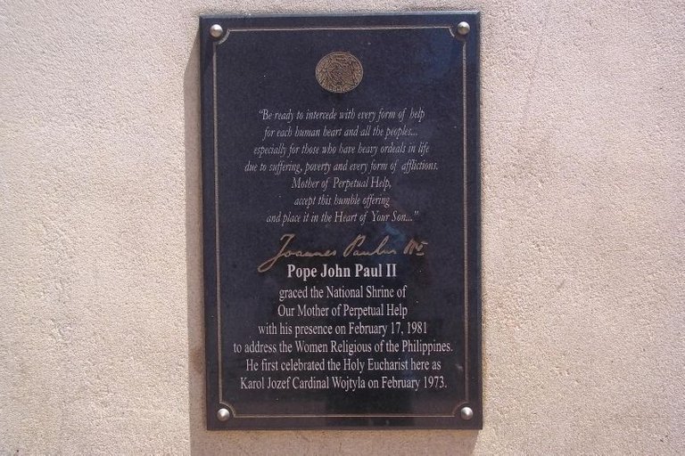 Pope_John_Paul_baclaran_church.jpg