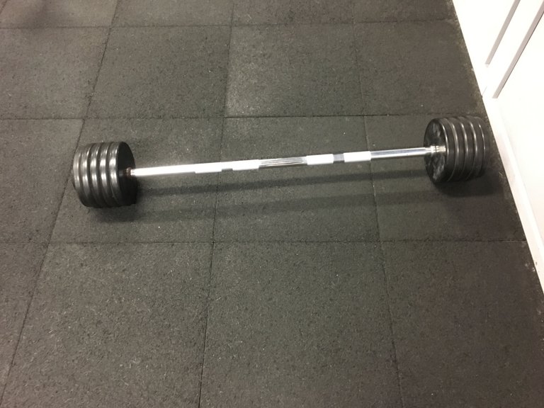 Barbell.JPG