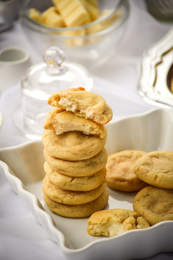 White Chocolate Almond Vanilla Truffle Cookies (8).jpg