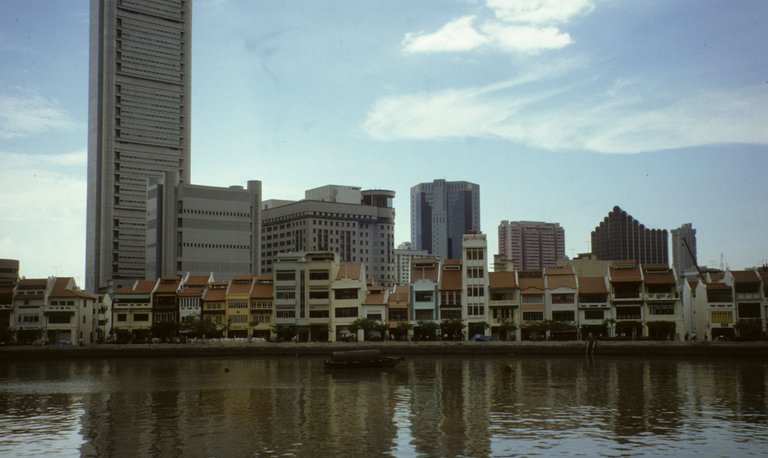 Singpore_1.jpg