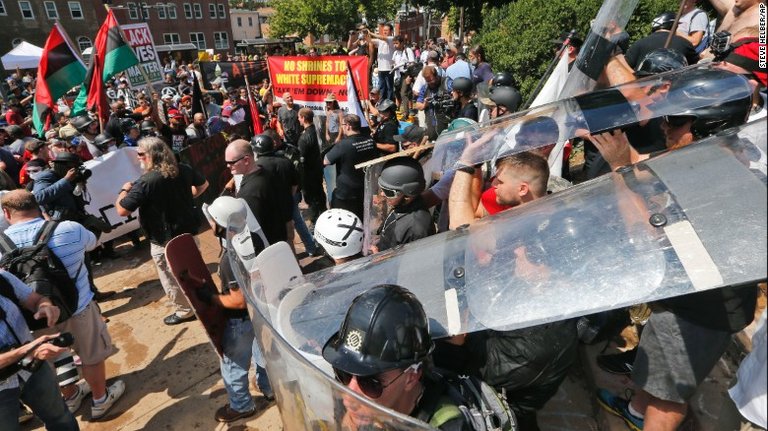 170812140653-23-charlottesville-white-nationalist-protest-0812-exlarge-169.jpg