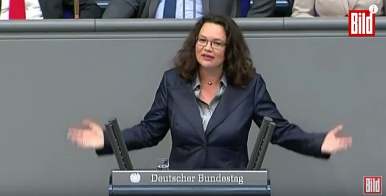 Jeder Spruch ein Treffer  6 unverkennbare Andrea Nahles Sprüche   YouTube.jpg