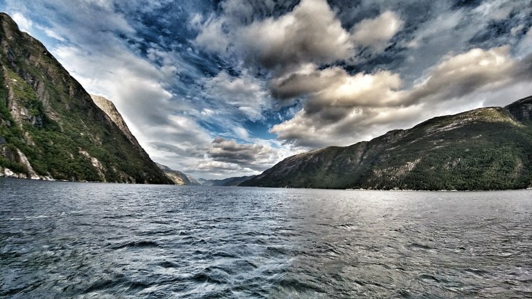 lysefjord.jpg