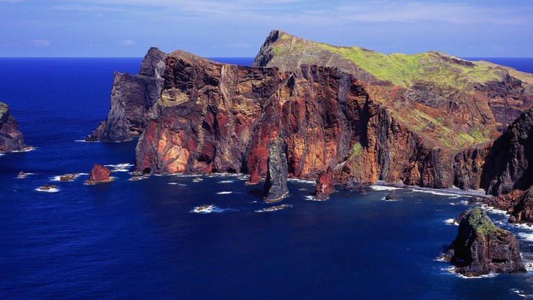 Caniçal, Madeira 1920x1080.jpg