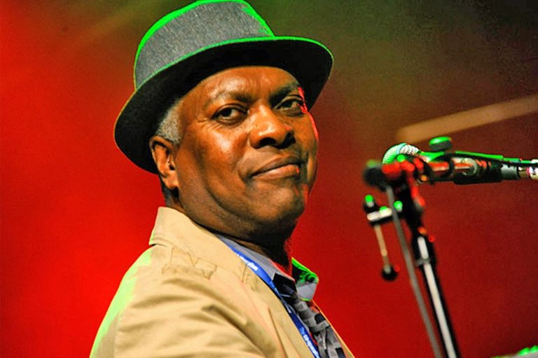 Booker-T.-Jones- BBC proms.jpg