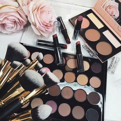 goals-lifestyle-glam-make-up-Favim.com-4265797.jpeg