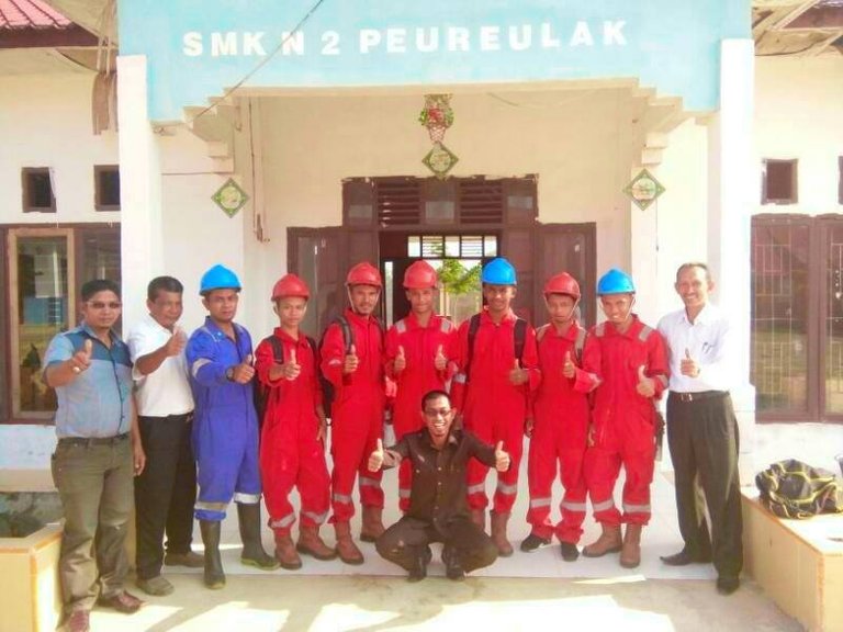 SMKN 2 Peureulak.jpg