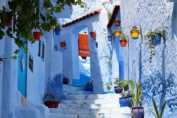 421755-880-1457695400-blue-streets-of-chefchaouen-morocco-15.jpg