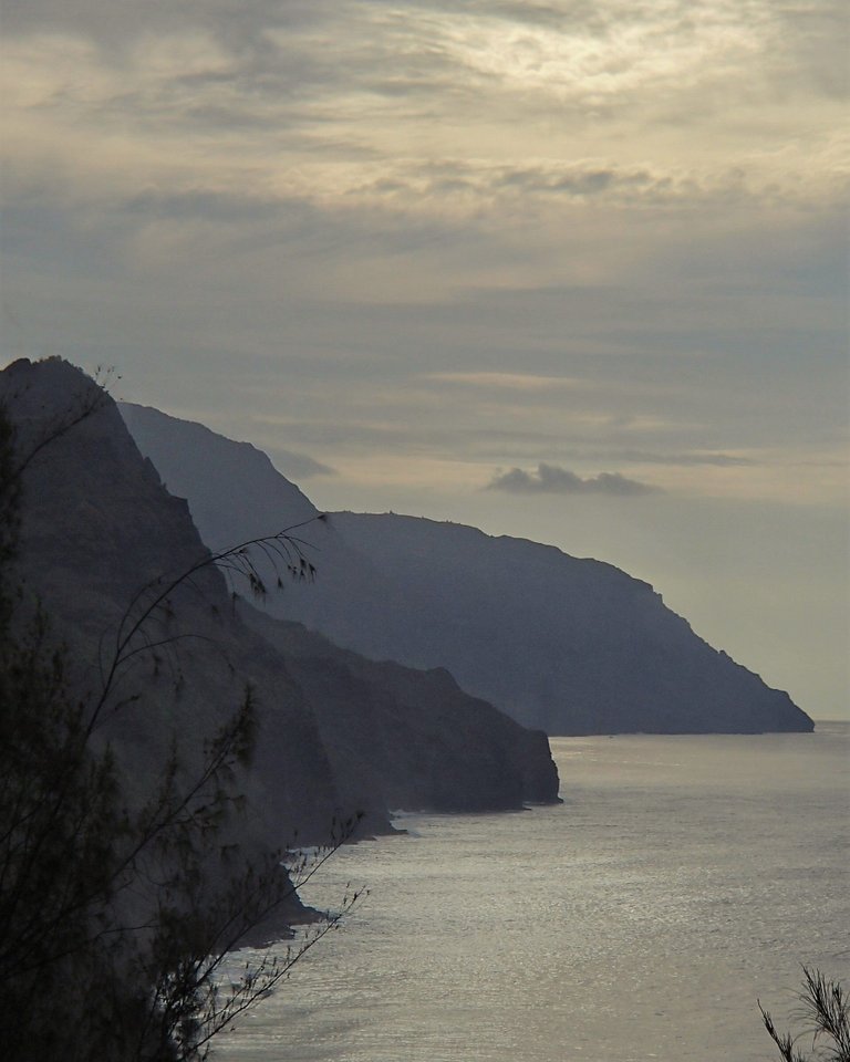 view from kalalau trail.JPG