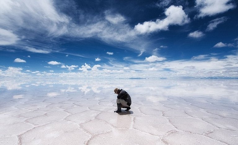 salar-de-uyuni-salt-flat-mirror-9.jpg