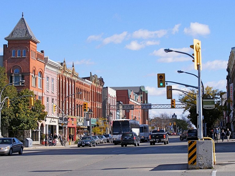 1280px-Stratford_Ontario_Street_1.jpg