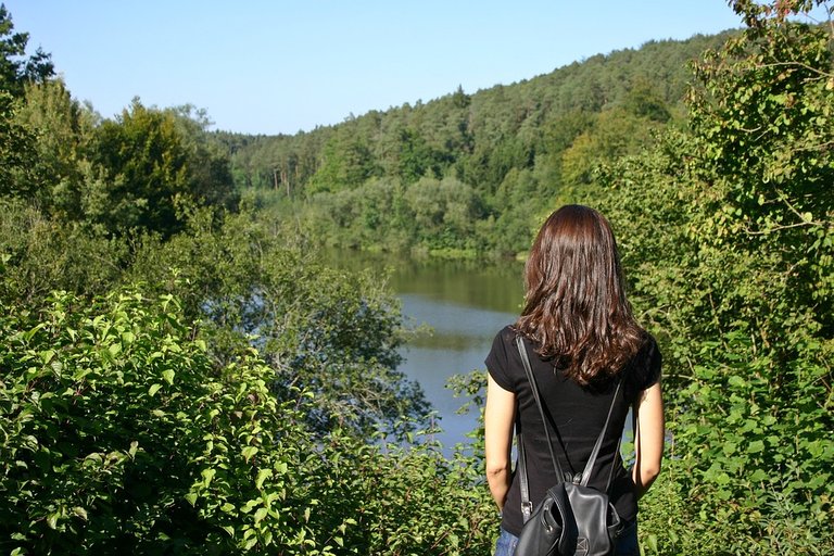 Hiking-Lake-Forest-Woman-Landscape-Girl-Hike-1675167.jpg