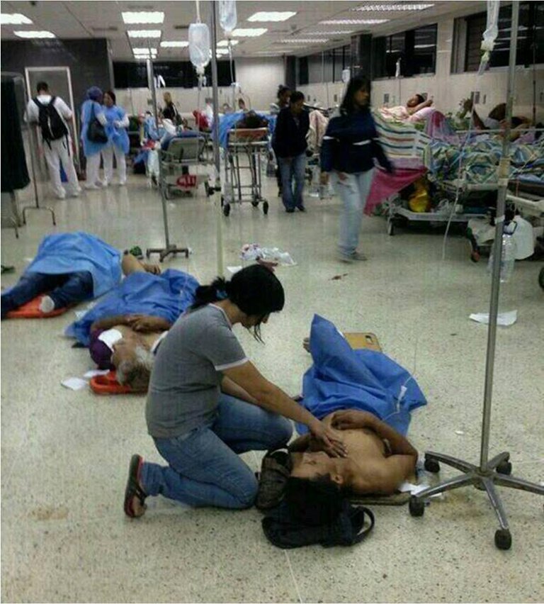 Hospitales-en-crisis-venezuela.jpg