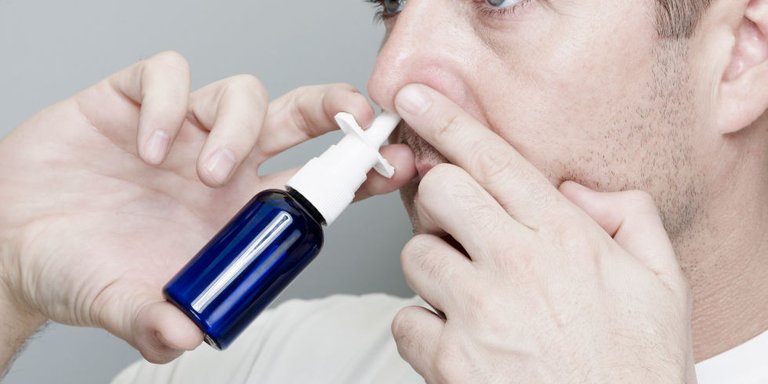 landscape-1450186340-g-nasal-spray-98550972.jpg