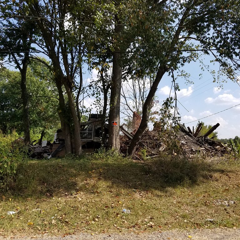 House reduced to a pile