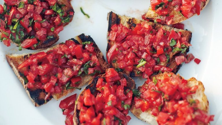 tomato-crostini.jpg