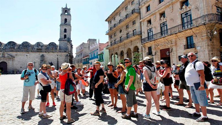 turismo-cuba-la-habana-europa.jpg