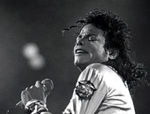 220px-Michael_Jackson1_1988.jpg