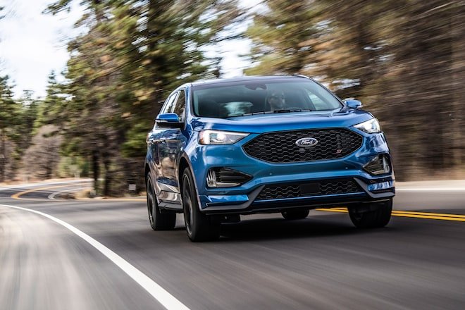 2019-Ford-Edge-ST-front-three-quarter-in-motion-01.jpg