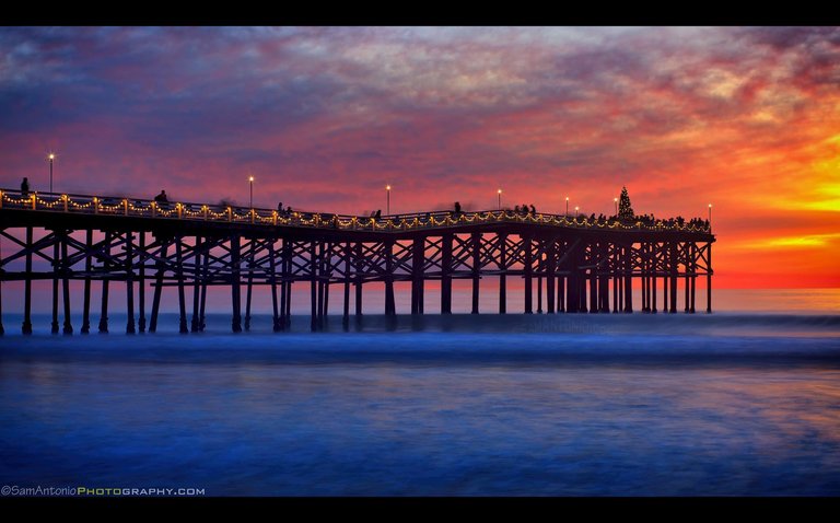 merry christmas crystal pier pacific beach san diego ca.jpg