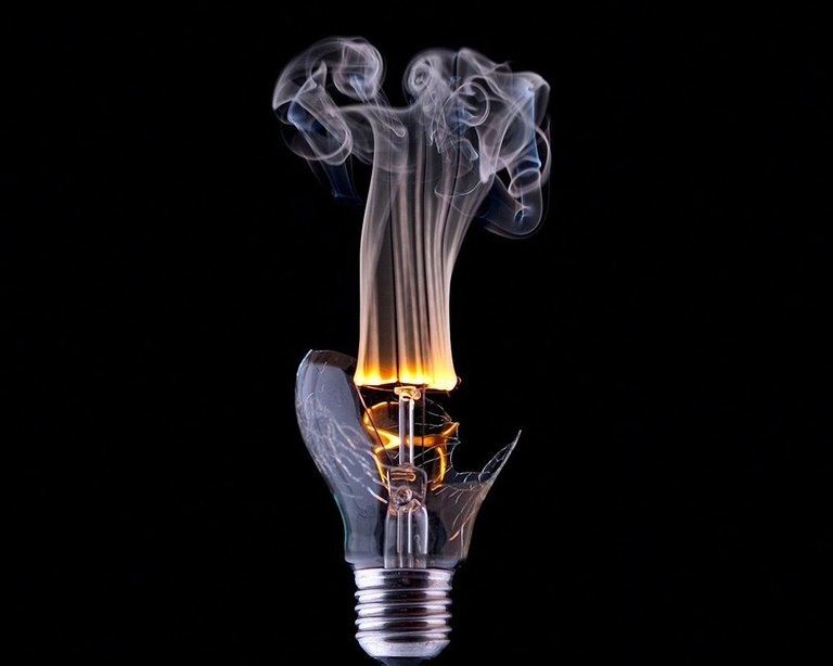 light-bulb-smoking_180317-1280x1024.jpg