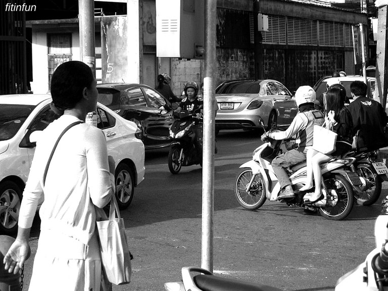 Morning Rush hour Bangkok Thailand monochrome monday fitinfun.jpg