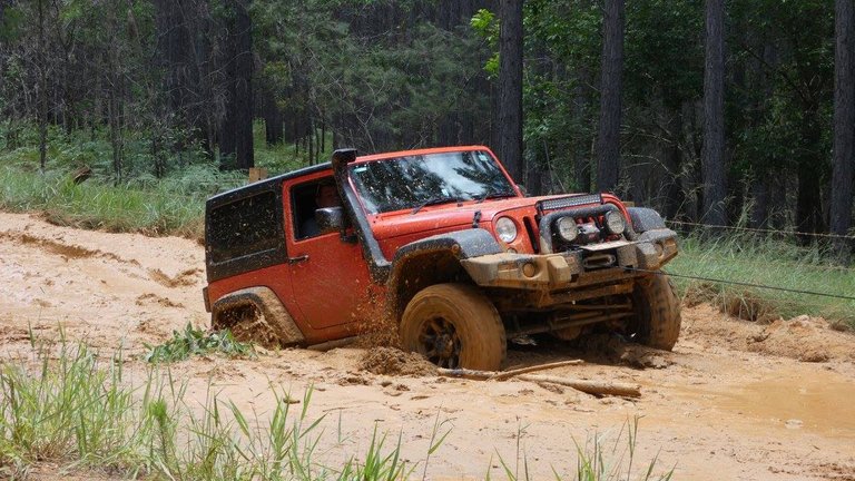 Jeep bogged.jpg