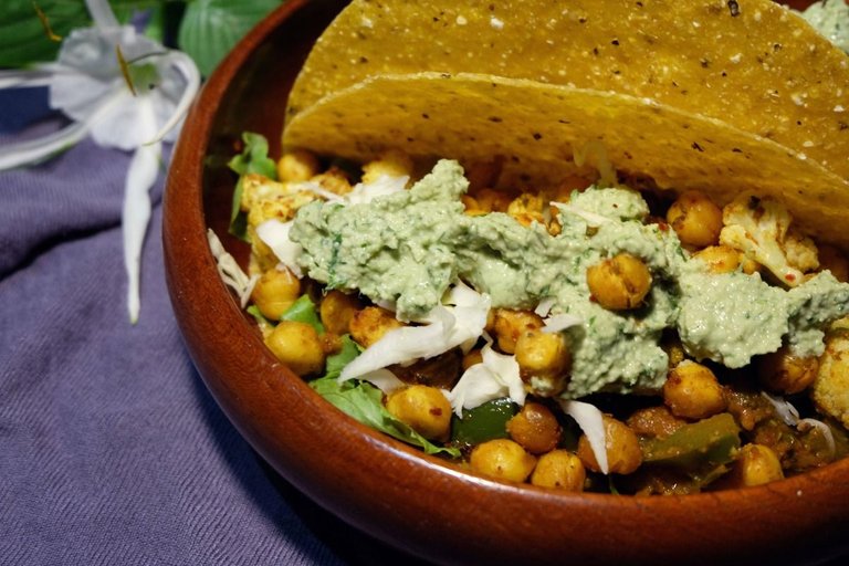 Chickpea-and-Cauliflower-Tacos.jpg