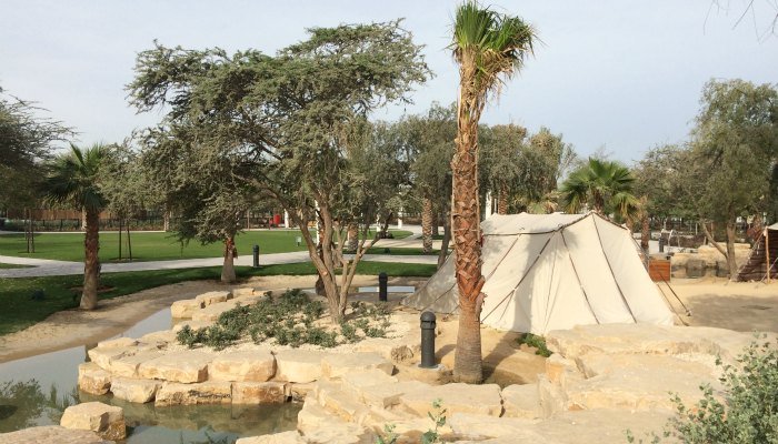 Wadi-feature-in-Mushrif-Central-Park.jpg