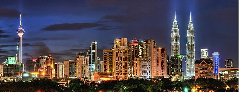 800px-KL-Skyline_Night_HDR.JPG