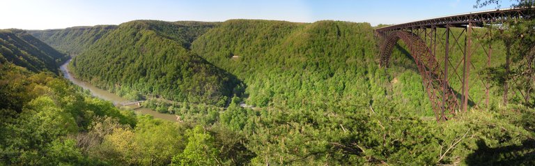 New_River_Gorge_Bridge_Overlook.jpg