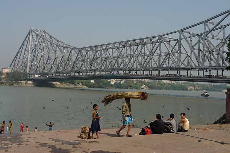 45xt7m2k4lvcnoq3.D.0.011_Kolkata_Howrah_Bridge_01.jpg