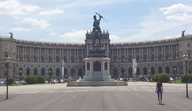 thl-0-hofburg.jpg