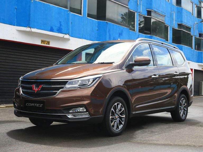 spesifikasi_wuling_cortez_2018_1.jpg