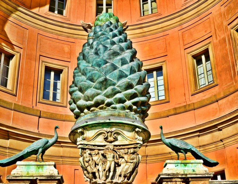 pinecone_vatican_italy_rome_peacock_the_vatican_museums-774545.jpg!d.jpg