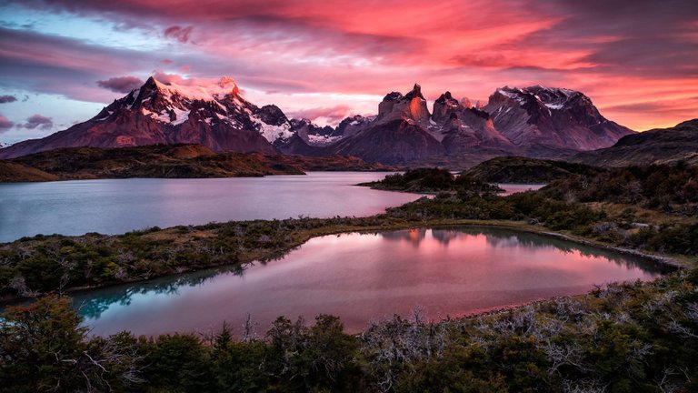 Torres del Paine, Chile 1920x1080.jpg