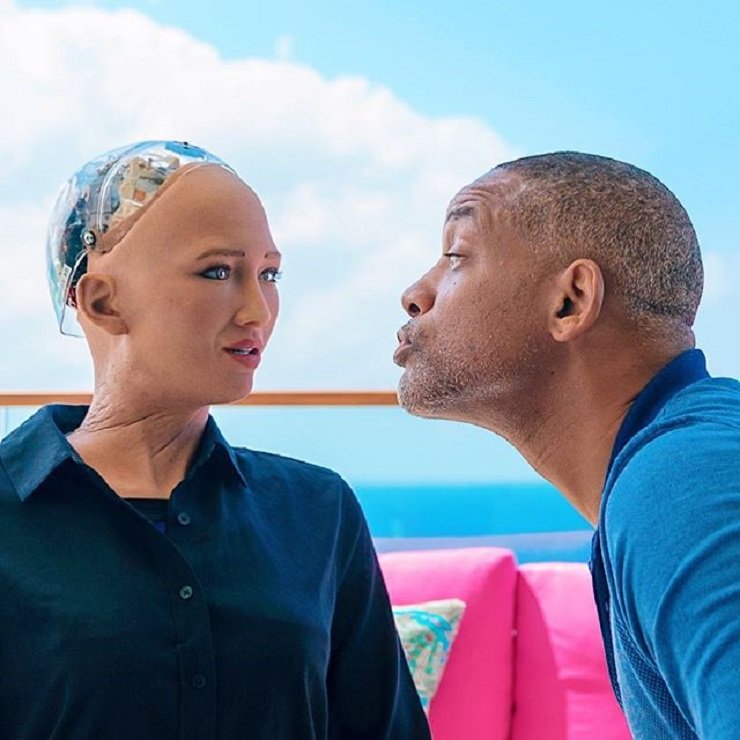 Will Smith tries to woo one of the most advanced robots in the world on his YouTube channel.jpg